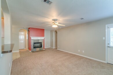 12014 Bunny Ln, Pinehurst, TX 77362 - photo 2