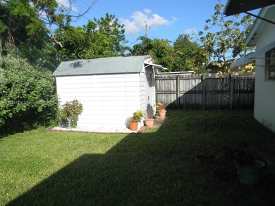 7755 Indigo St, Miramar, FL 33023 - photo 2