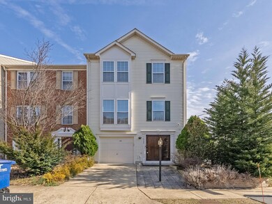 13599 Bathgate Dr, Herndon, VA 20171 - photo 2