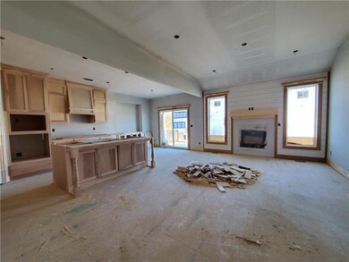 2000 Creek View Ln, Raymore, MO 64083 - photo 4