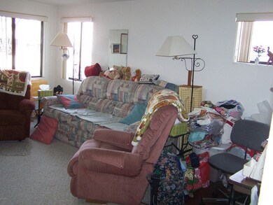 AZ ROOM 2