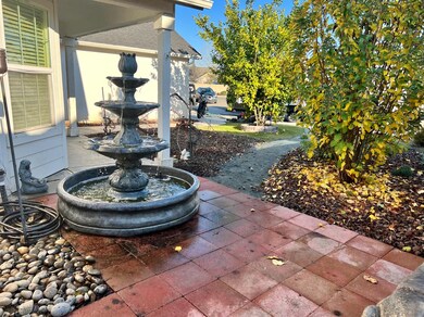 3119 N Apricot Ave, Fresno, CA 93727 - photo 5