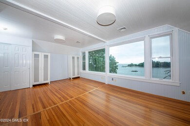 41 Byram Shore Rd unit Upper Level, Greenwich, CT 06830 - photo 4