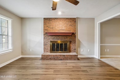 2425a River Oaks-5