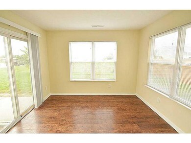 441 Pitch Pine Dr, Whiteland, IN 46184 - photo 3