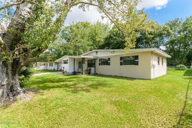 2125 Burpee Dr, Jacksonville, FL 32210 - photo 3