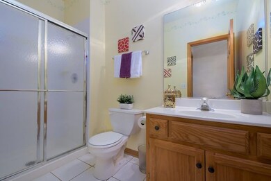 4767 Fesseneva Ln, Naperville, IL 60564 - photo 2