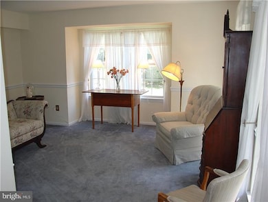 40 Bernard Dr, Morrisville, PA 19067 - photo 4