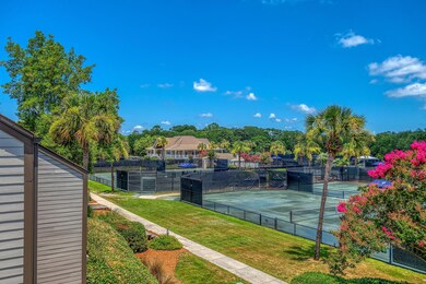 Raquet Club