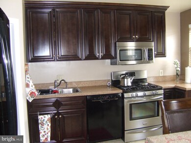 8546 Willow Oak Rd, Parkville, MD 21234 - photo 6