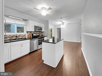 8910 Horton Rd, Laurel, MD 20708 - photo 6