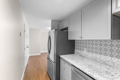 3 Pembroke Dr unit 20, Derry, NH 03038 - photo 2