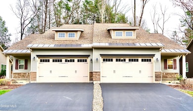 23 Canterbury Ln, Delmar, NY 12054 - photo 3