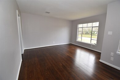 10318 Wolbrook St, Houston, TX 77016 - photo 2