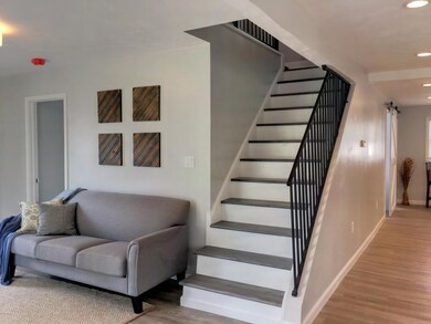 112 W Spruce St, Marshall, MI 49068 - photo 6