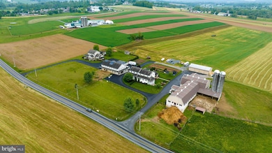 683 Beaver Dam Rd, Honey Brook, PA 19344 - photo 4