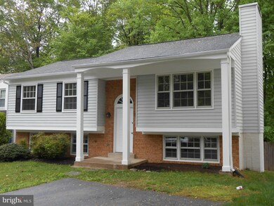 7711 Newington Forest Ave, Springfield, VA 22153 - photo 2