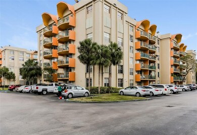 9360 Fontainebleau Blvd unit 310, Miami, FL 33172 - photo 2