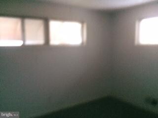 10 Avery Ct, Rosedale, MD 21237 - photo 4