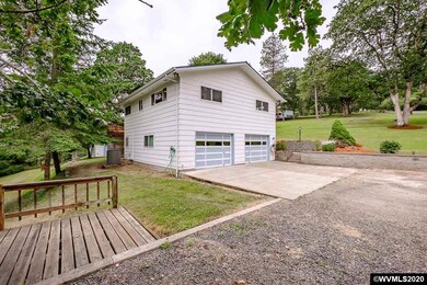 10813 Southview Loop SE, Jefferson, OR 97352 - photo 2