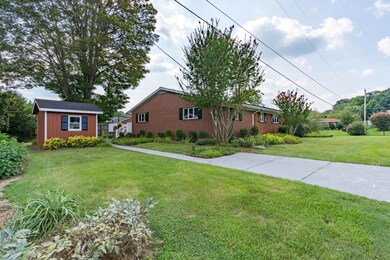 806 Ridgefield Dr, Johnson City, TN 37601 - photo 5