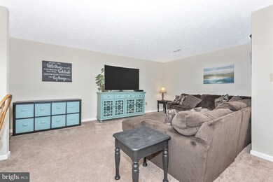 2153 Wainwright Ct unit 1A, Frederick, MD 21702 - photo 2