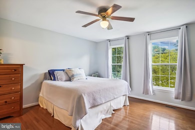 5824 Miriam Dr, Sykesville, MD 21784 - photo 4