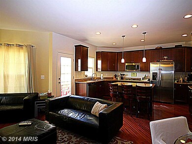 42383 Trellis Square, Brambleton, VA 20148 - photo 3