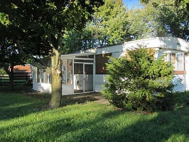 2694 Devils Hole Rd, Pemberville, OH 43450 - photo 2