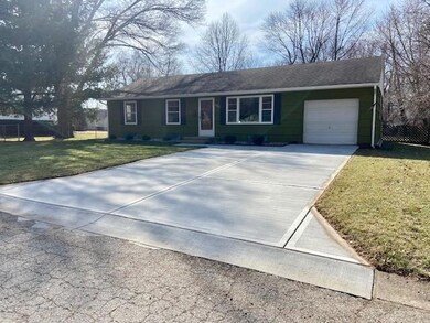 1502 NW B St, Blue Springs, MO 64015 - photo 2