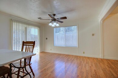 2402 E McAndrews Rd, Medford, OR 97504 - photo 6