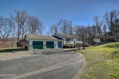 152 E Cardinal St, Lewisburg, PA 17837 - photo 5