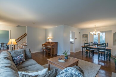 1900 Elmwood Ave, Columbus, OH 43212 - photo 7