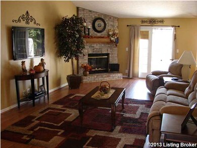 7810 Appleview Ln, Louisville, KY 40228 - photo 4