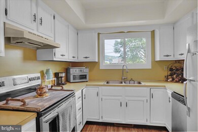 3314 Arlington St, Reading, PA 19605 - photo 6