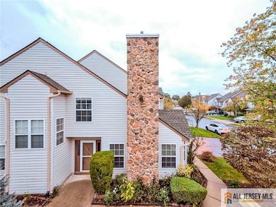 312 Pegasus Rd unit 312, Piscataway, NJ 08854 - photo 4