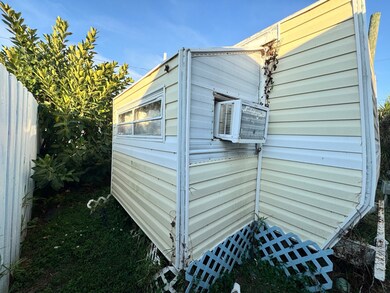 620 Clearwater Largo Rd N unit 226, Largo, FL 33770 - photo 5