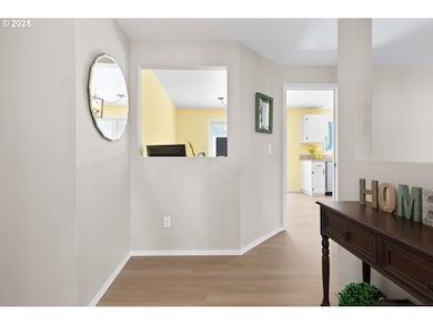 387 SE 7th Ave, Canby, OR 97013 - photo 4