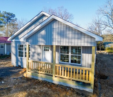 917 Avenue F, Dalton, GA 30721 - photo 2