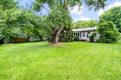 1172 Rockwood Place, Columbus, OH 43229 - photo 2