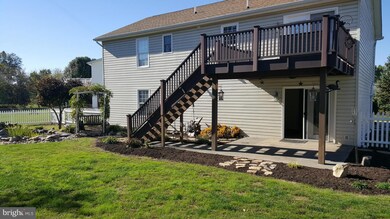 296 Duke Cir, Strasburg, VA 22657 - photo 3