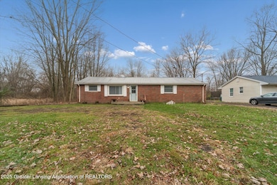 5424 S Waverly Rd, Lansing, MI 48911 - photo 3