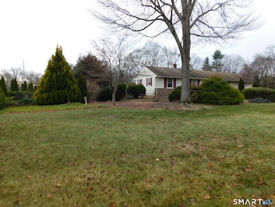 360 Narrow Ln, Orange, CT 06477 - photo 6