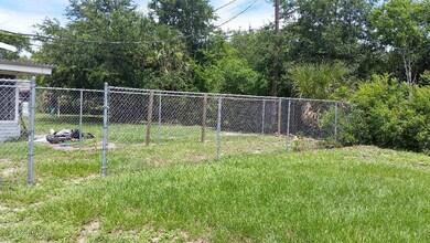 1902 Malinda Ln, Titusville, FL 32796 - photo 4