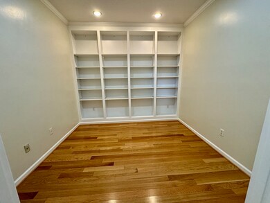 171 Bishops Forest Dr unit 171, Waltham, MA 02452 - photo 7