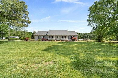 305 Nixon Rd, Statesville, NC 28625 - photo 3