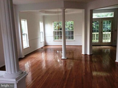 7675 Henry Knox Dr, Lorton, VA 22079 - photo 2