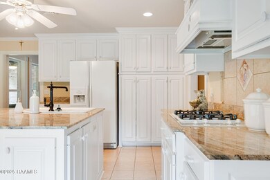 17-web-or-mls-2424 Vista Dr-14