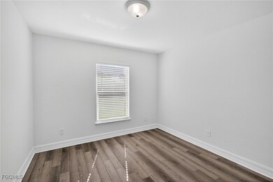 1021 SW 9th Ave, Cape Coral, FL 33991 - photo 7