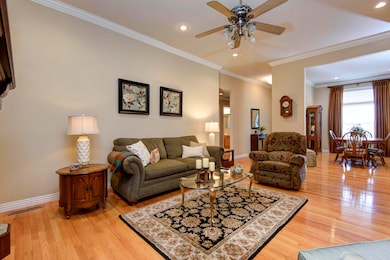 Clover Court (8)